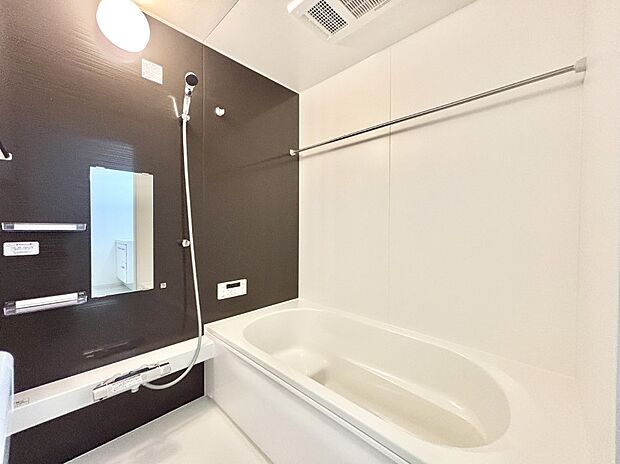 一日の疲れを癒やす大切なバスタイム。ゆっくりとお風呂を楽しんで疲れをとりたいですね!