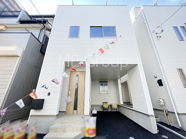 洗練された外観、上質な住空間が広がる室内は永く安心して過ごせる住居です。