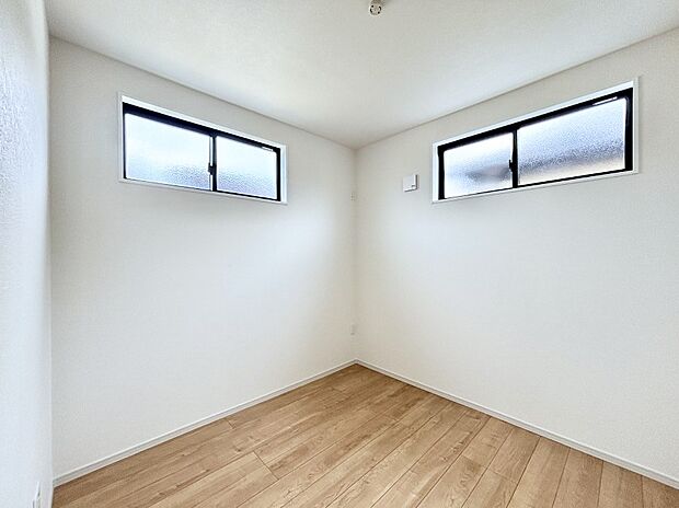 2面採光を確保した明るい空間。家族みんなが快適な暮らしを実現する設計です。