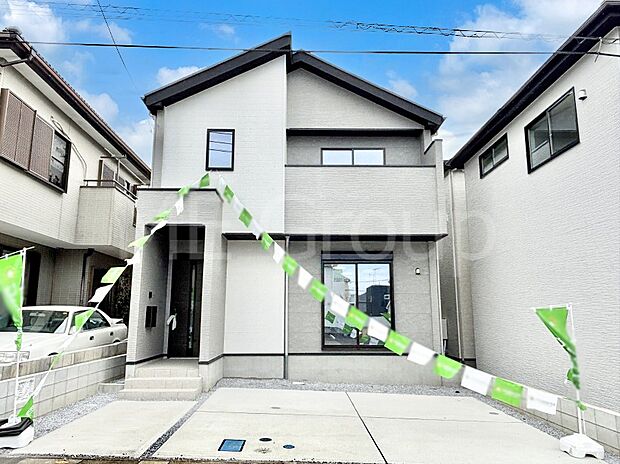 洗練された外観、上質な住空間が広がる室内は永く安心して過ごせる住居です。