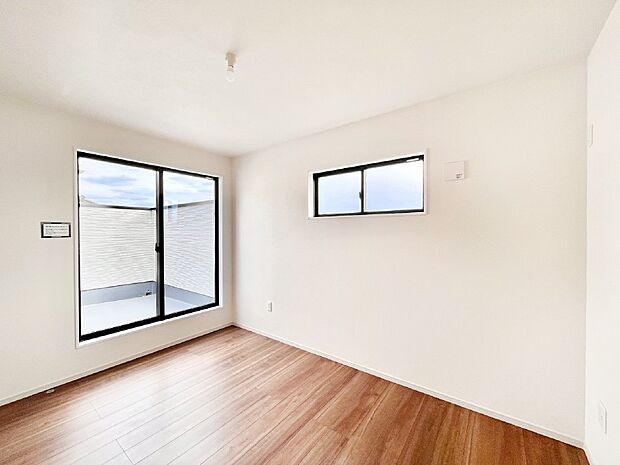 2面採光を確保した明るい空間。家族みんなが快適な暮らしを実現する設計です。