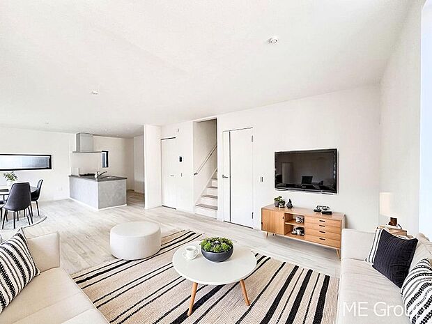 落ち着いた雰囲気のＬＤＫは家族みんなの快適空間※家具はCGです