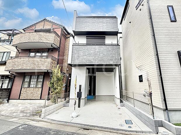 暮らしやすさと居心地の良さにこだわったシンプルで飽きのこないデザイン !