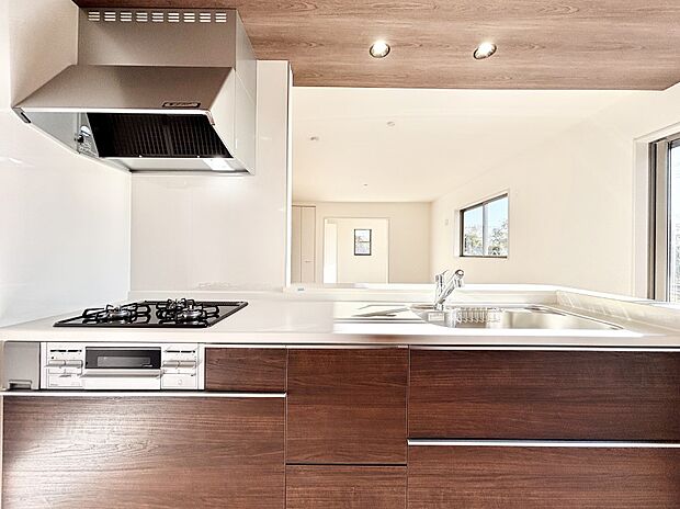 お料理を効率的に、楽しく！システムキッチン  