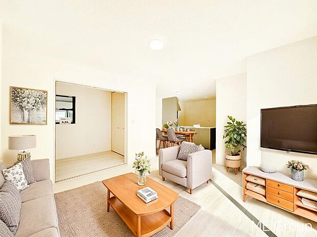 隣接の洋室を開放すればさらに広々!開放的なLDK ※家具はCGです