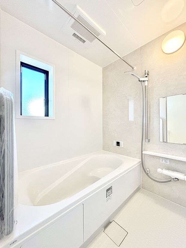 一日の疲れを癒やす大切なバスタイム。ゆっくりとお風呂を楽しんで疲れをとりたいですね!