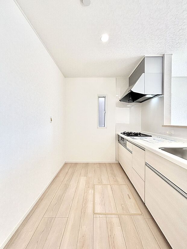 ゆとりあるキッチンではご家族と楽しくお料理ができます。