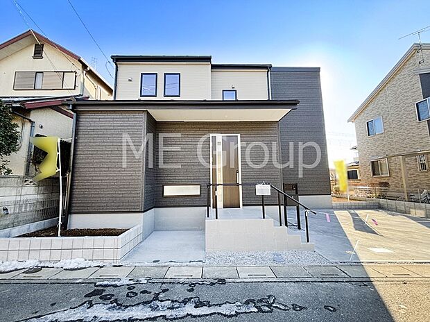 堂々完成!たっぷりの陽光と開放感に包まれる明るい住まい。