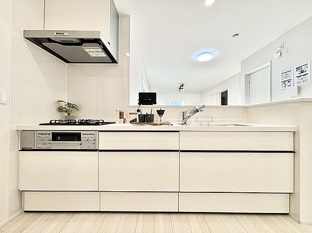 毎日使うキッチンだから、使いやすさ&お手入れのしやすさにこだわりました。