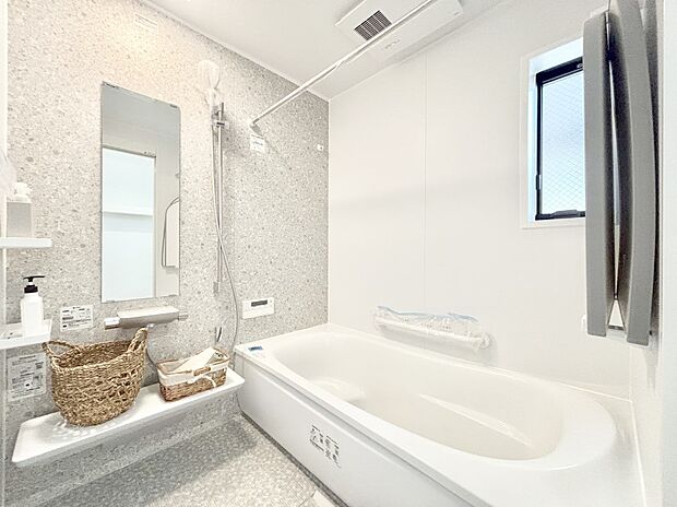 一日の疲れを癒やす大切なバスタイム。ゆっくりとお風呂を楽しんで疲れをとりたいですね!