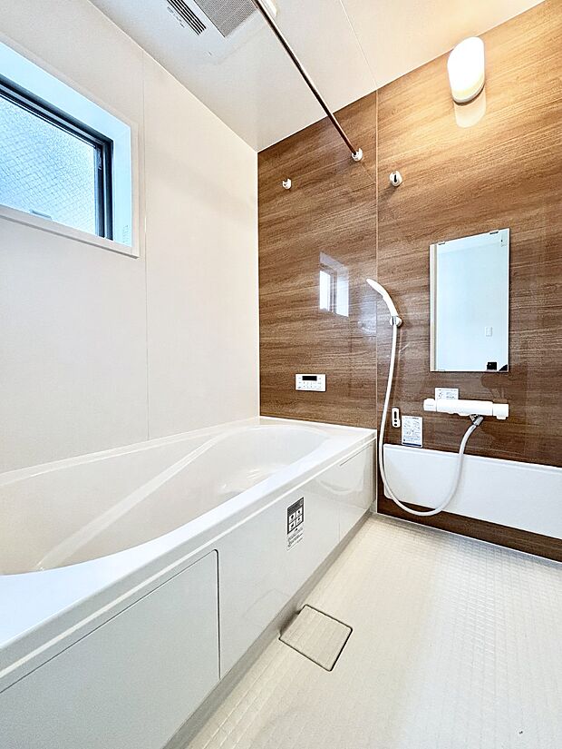 一日の疲れを癒やす大切なバスタイム。ゆっくりとお風呂を楽しんで疲れをとりたいですね！  