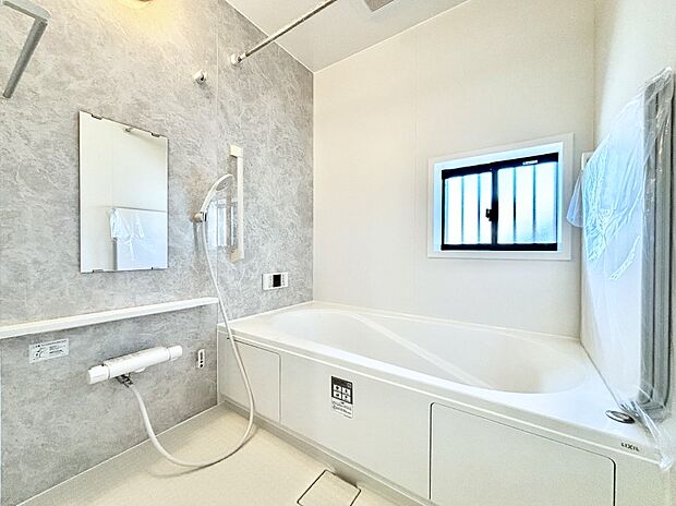 一日の疲れを癒やす大切なバスタイム。ゆっくりとお風呂を楽しんで疲れをとりたいですね!