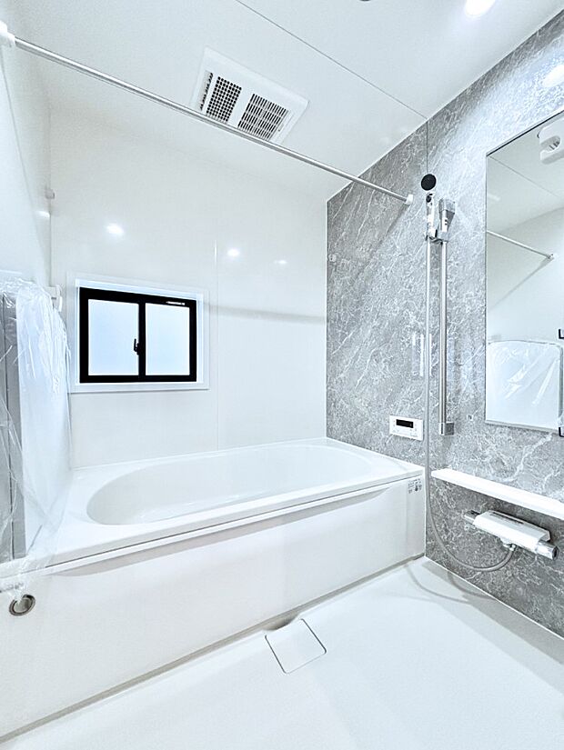 一日の疲れを癒やす大切なバスタイム。ゆっくりとお風呂を楽しんで疲れをとりたいですね！  