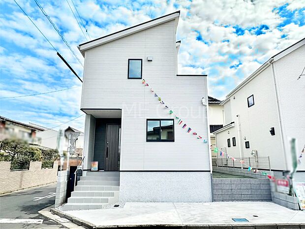 たっぷりの陽光と心地よい風が舞い込む住まい