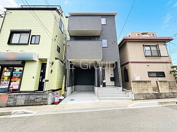 たっぷりの陽光と心地よい風が舞い込む住まい