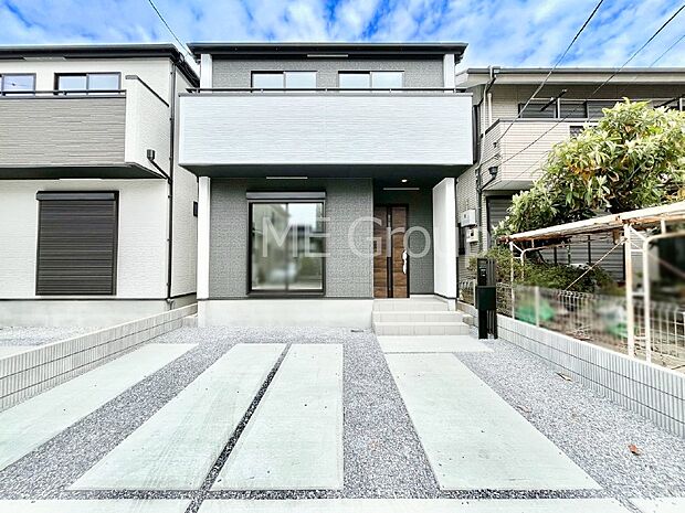 たっぷりの陽光と心地よい風が舞い込む住まい