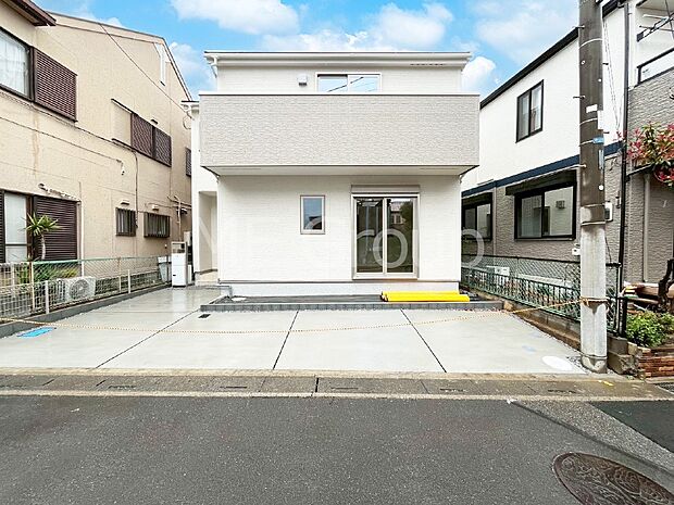たっぷりの陽光と心地よい風が舞い込む住まい
