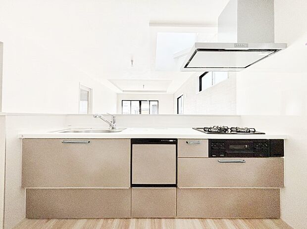 毎日使うキッチンだから、使いやすさ＆お手入れのしやすさにこだわりました。 