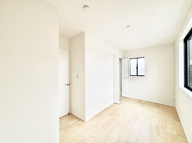 爽やかな日差しがお部屋全体を優しく包み込んでくれます