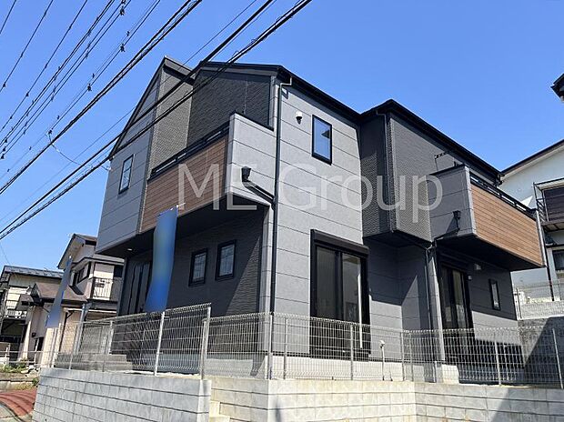 洗練された外観、上質な住空間が広がる室内は永く安心して過ごせる住居です。