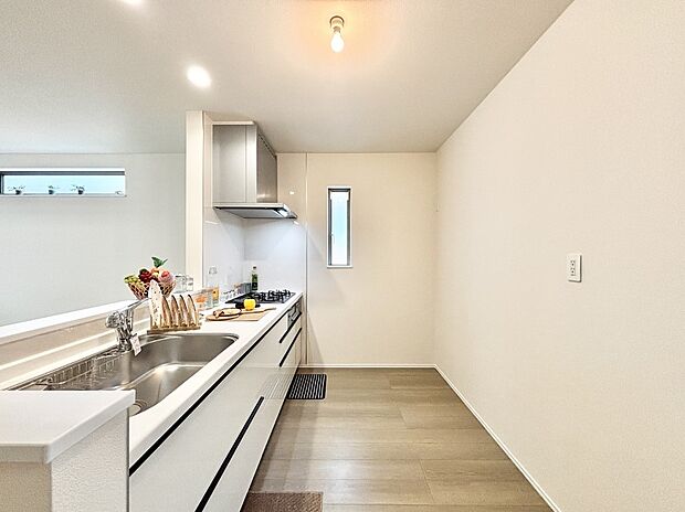 ゆとりあるキッチンではご家族と楽しくお料理ができます。