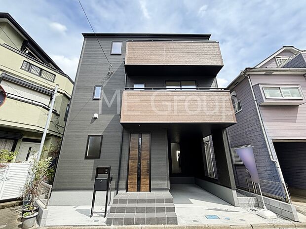 暮らしやすさと居心地の良さにこだわったシンプルで飽きのこないデザイン !