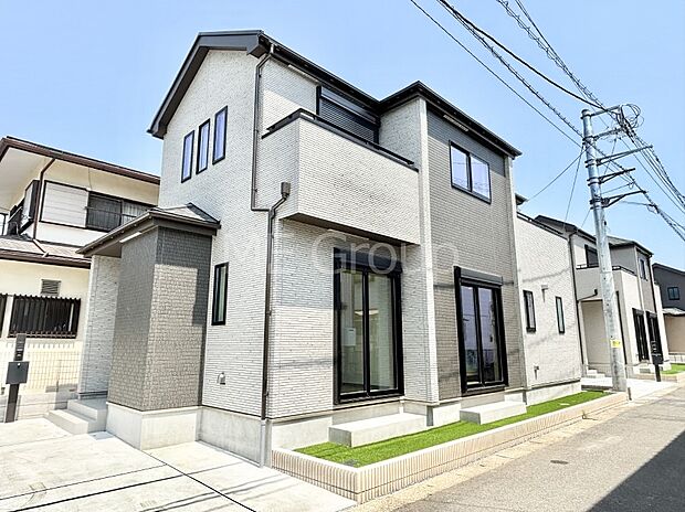 洗練された外観、上質な住空間が広がる室内は永く安心して過ごせる住居です。