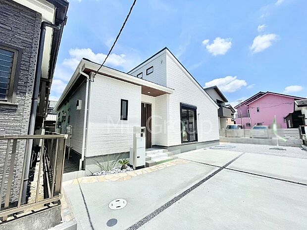 ゆったりと開放的な空間を楽しめる平屋建て！