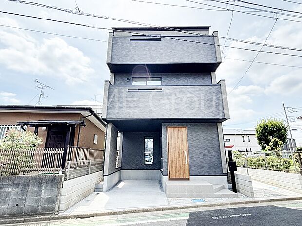 たっぷりの陽光と心地よい風が舞い込む住まい