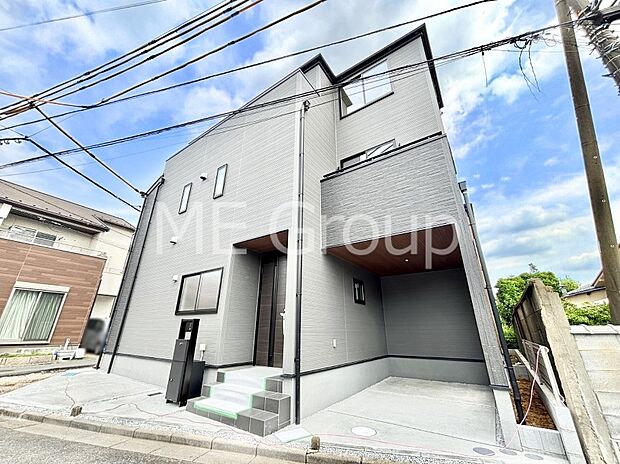 たっぷりの陽光と心地よい風が舞い込む住まい