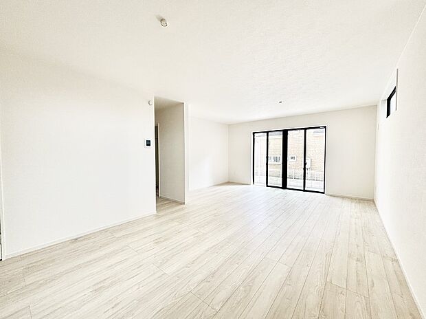 【ダイニング】家族が自然と集まる憩いのスペースになりそう