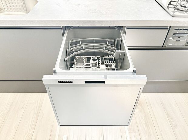 【食洗機】面倒なお片づけは食洗機にお任せ!家事の負担が減って、時間にも気持ちにもゆとりができます。