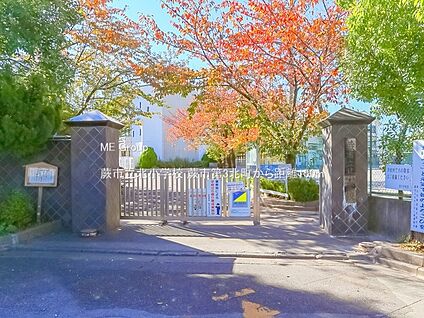 蕨市立北小学校 150m(2分)