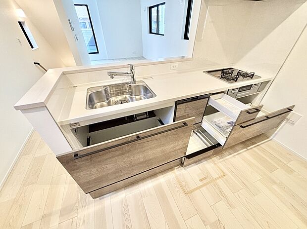 【その他設備(スライド収納)】使いやすさを優先したスライド式収納タイプ！