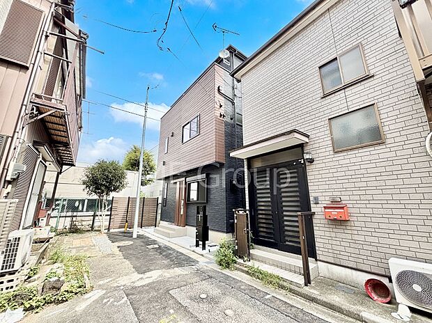 【前面道路含む現地写真】前面道路はきちんと整備されています  