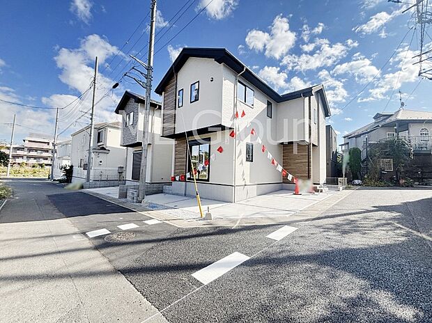 【前面道路含む現地写真】堂々完成!! ここから始まる新生活を応援いたします!