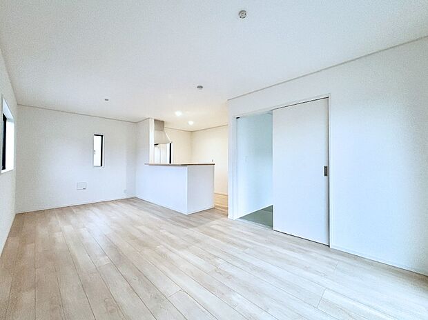 【ダイニング】家族が自然と集まる憩いのスペースになりそう