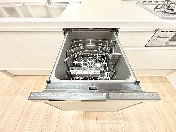 【その他設備(食洗機)】面倒なお片づけは食洗機にお任せ!家事の負担が減って、時間にも気持ちにもゆとりができます。