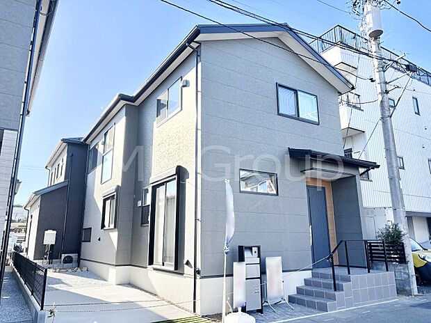 【現地外観写真】溢れる陽光でご家族の笑顔も輝く