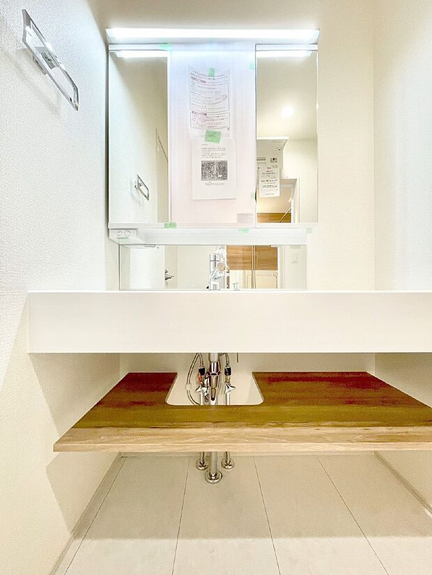 【洗面台・洗面所】収納力と機能性に優れた洗面化粧台