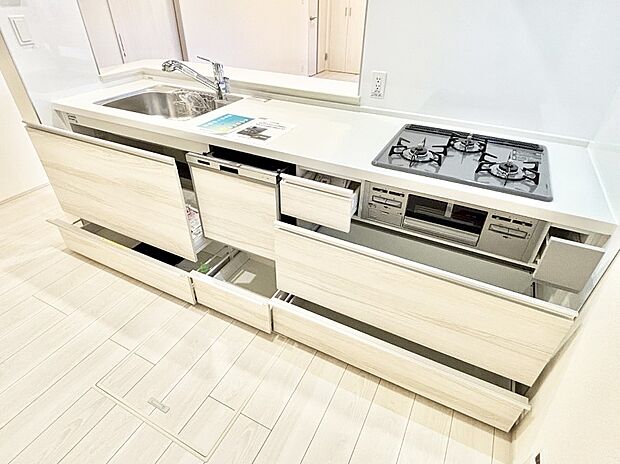 【その他設備(スライド収納)】使いやすさを優先したスライド式収納タイプ！