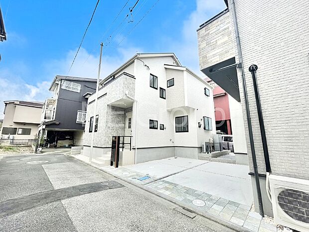 【前面道路含む現地写真】堂々完成！！ ここから始まる新生活を応援いたします！ 