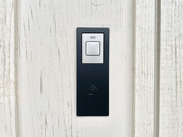 【玄関】ラクラク開錠！スマートコントロールキー。