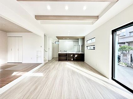 リビングダイニング