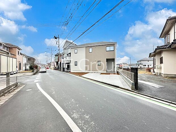 【前面道路含む現地写真】堂々完成!! ここから始まる新生活を応援いたします!
