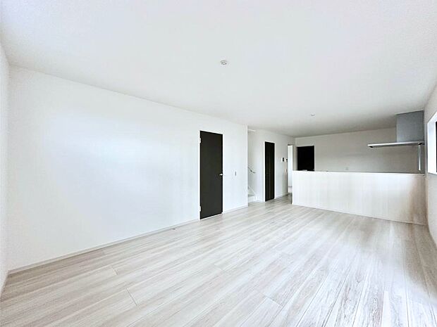 【ダイニング】家族が自然と集まる憩いのスペースになりそう