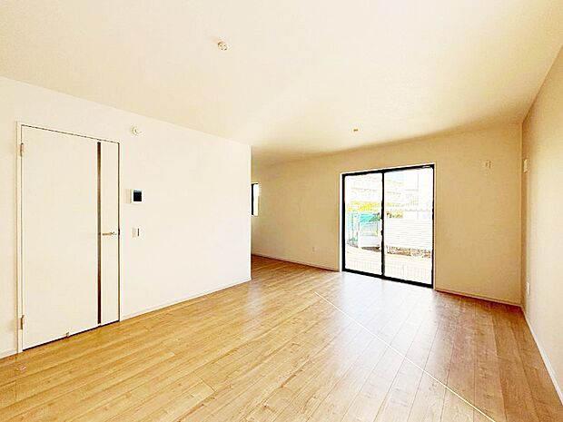 【ダイニング】家族が自然と集まる憩いのスペースになりそう