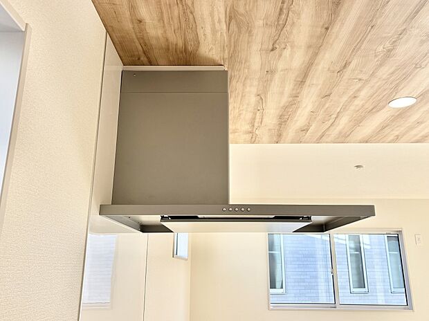 【その他設備(レンジフード)】基本的なお手入れはフィルターのみ！お手入れのしやすさも魅力です。