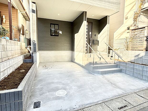 【駐車場】生活に欠かせない駐車スペース。