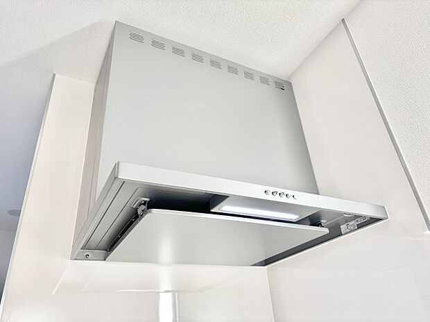 【その他設備(レンジフード)】基本的なお手入れはフィルターのみ！お手入れのしやすさも魅力です。